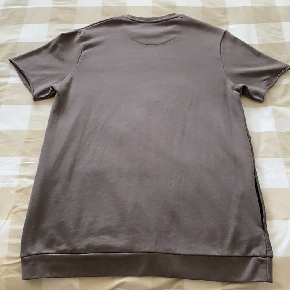 Men’s top - Picture 3 of 3